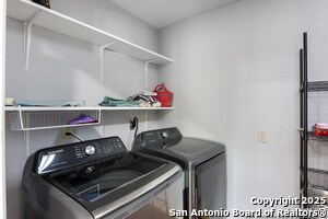 Building Photo - 7314 Raintree Forest