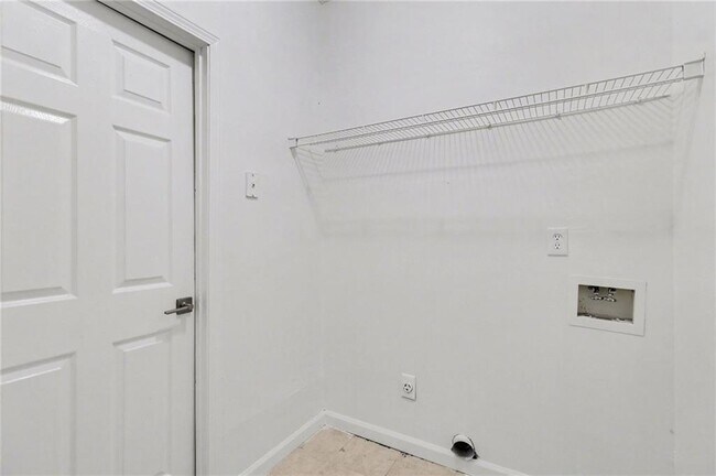 Building Photo - 7797 Mountain Creek Way