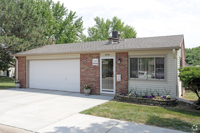 Leasing Office - Southdale Square Townhomes!