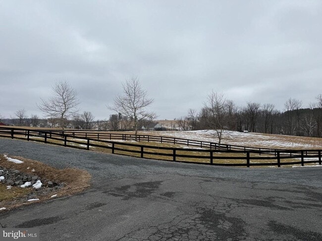 Building Photo - 15642 Old Waterford Rd