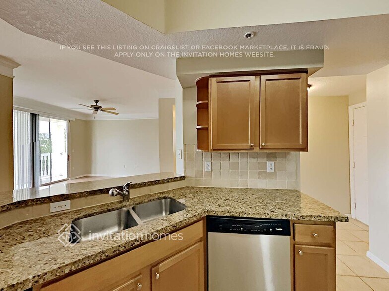 Building Photo - 276 Murcia Dr