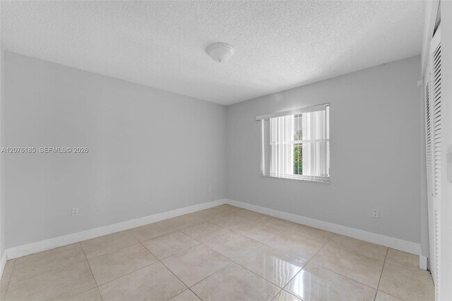Building Photo - 9835 SW 56th St