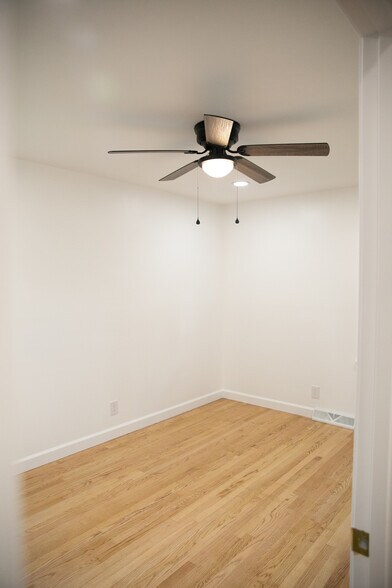 Building Photo - 200 Sewanee Cir