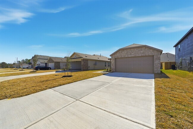 Building Photo - 12048 Noble Wood Vlg Dr