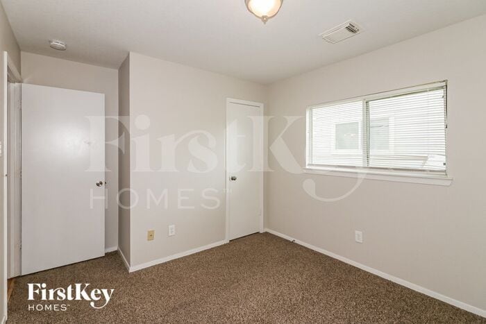 Building Photo - 20723 Patriot Park Ln