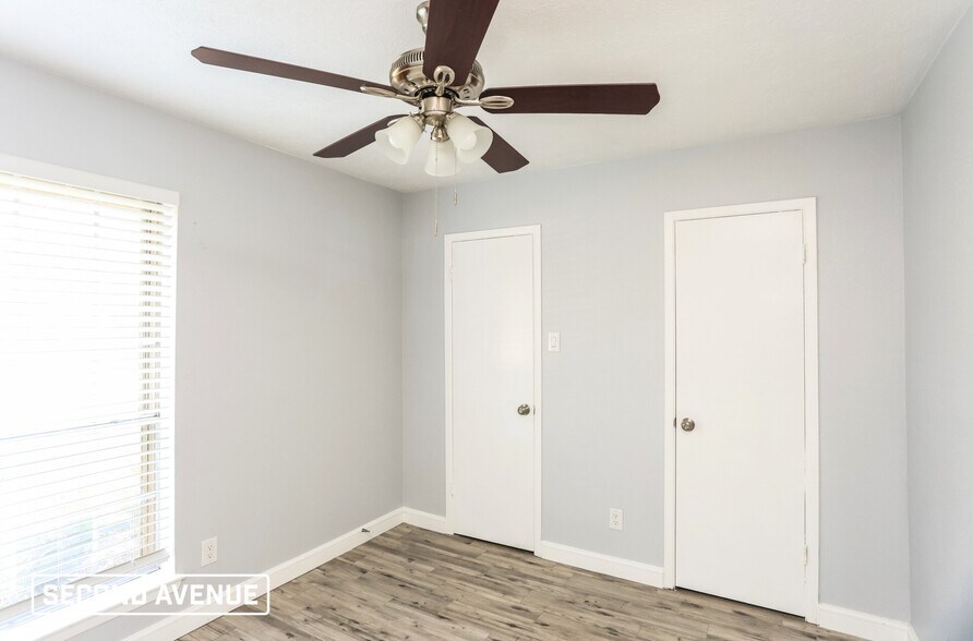 Building Photo - 1614 Hillwood Dr