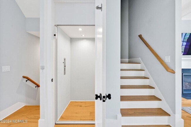 Building Photo - Welcome to Riverlights, a stunning waterfront community in Wilmington, NC