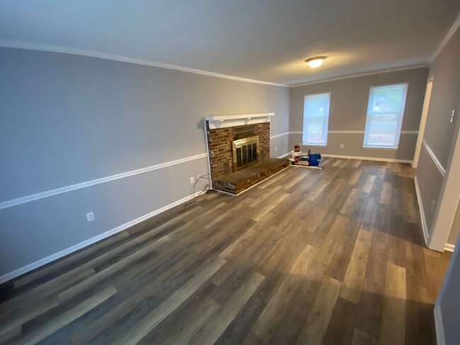 Building Photo - 3 Bedroom 2.5 Bath 2 car garage Fully updated home for rent in Gibsonville with  Granite counter ...