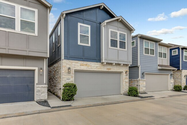 Building Photo - 1523 Parkland Oak Dr