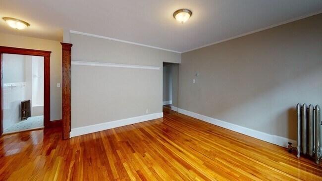 Building Photo - 65-67 Sterling St-