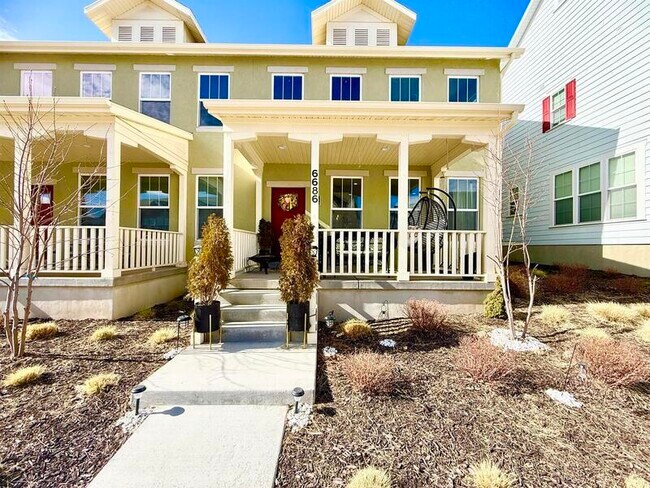 Building Photo - 6686 W Leander Dr