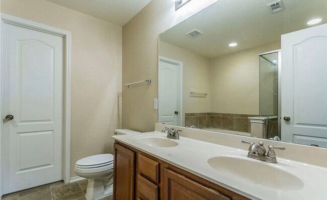 Building Photo - Beautiful Home in Temple, Tx!