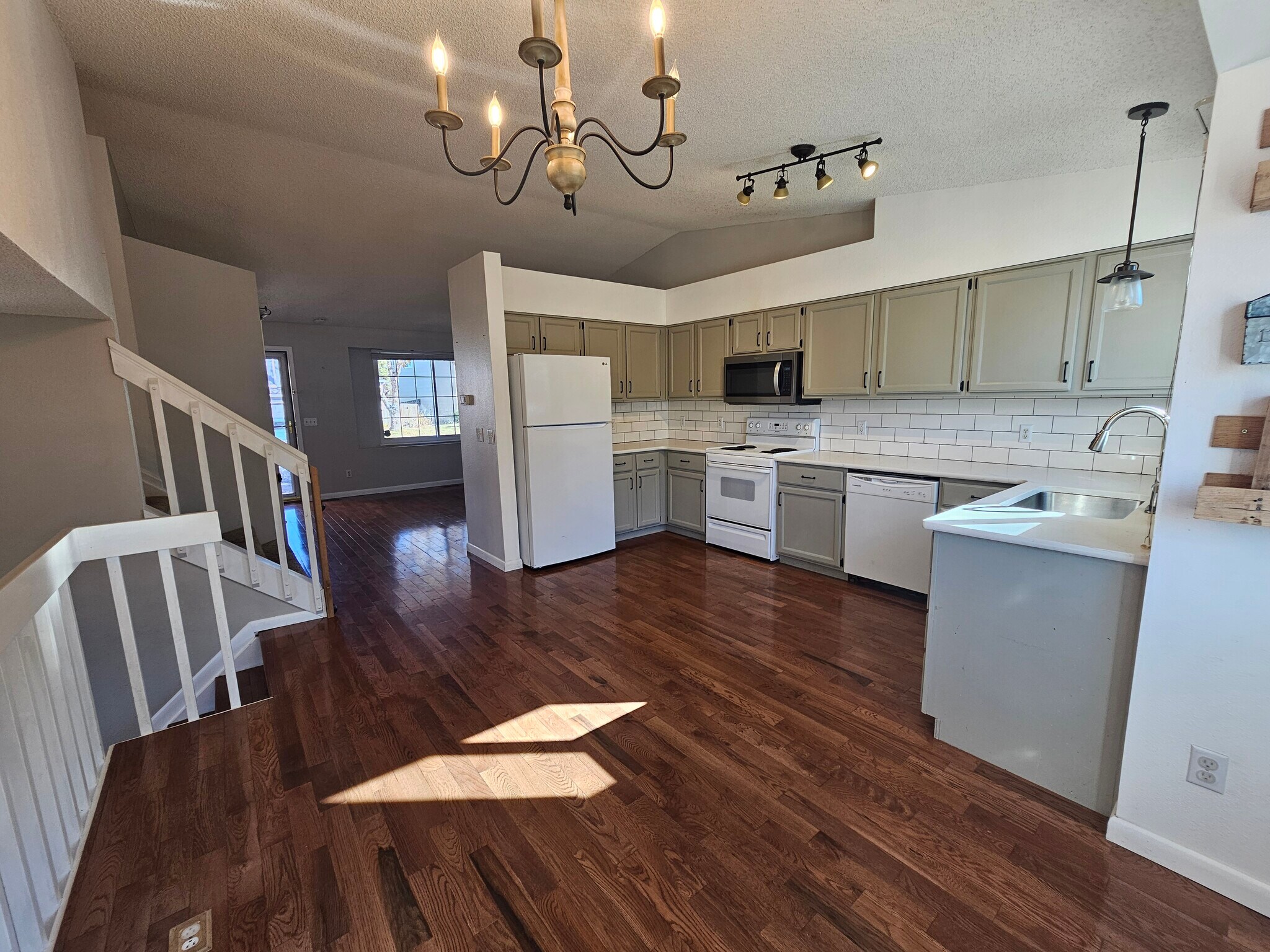 Building Photo - 5145 Slickrock Dr