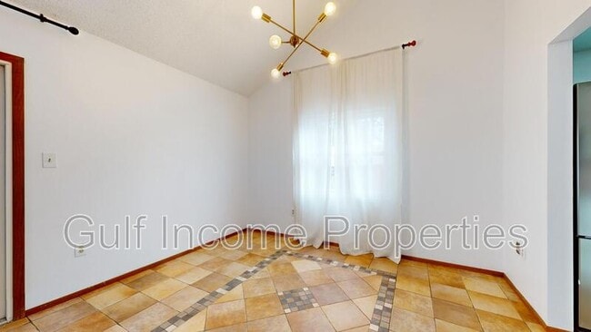 Building Photo - 5349 Ashton Rd