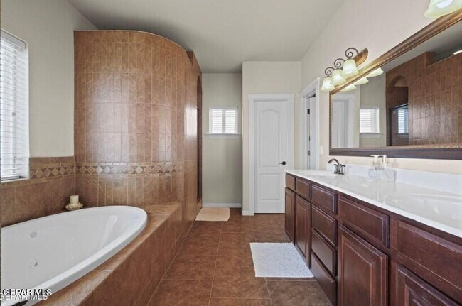 Building Photo - 5416 Pedro Lucero Dr