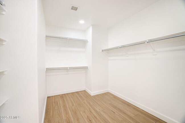 Building Photo - 16025 S 18th Dr