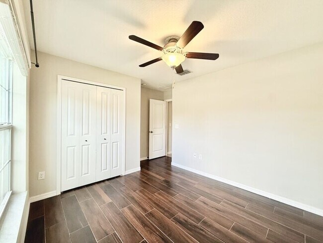 Building Photo - 17134 White Mangrove Dr