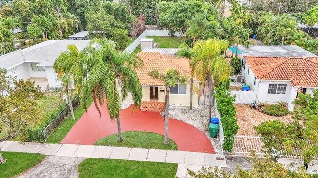 Building Photo - 51 SW 59th Ave