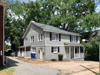 Building Photo - 608 Willard Pl