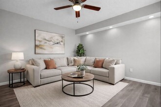 Building Photo - 3 Bedroom Home