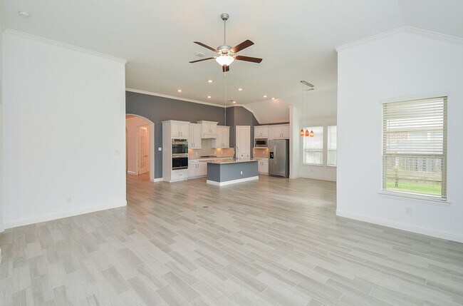 Building Photo - 6019 Verde Pl Ln