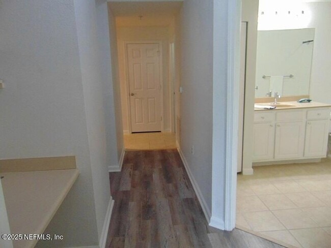 Building Photo - 10075 Gate Pkwy N