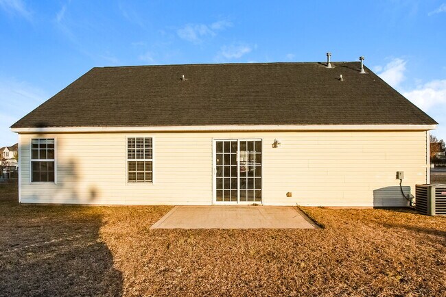 Building Photo - 234 Glencroft Dr