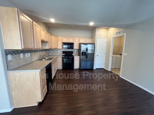 Building Photo - 5551 W 29th St