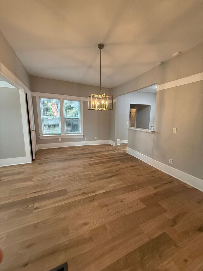 Building Photo - Remodeled Charmer in the Urban Core – Fres...