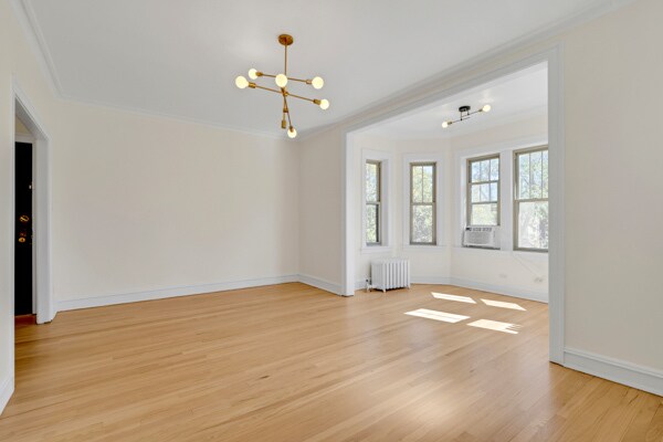 Building Photo - 847 S Humphrey Ave