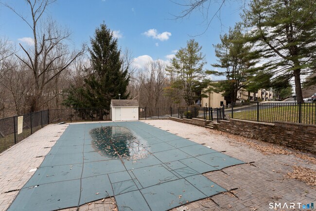 Building Photo - 175 Mill Pond Rd