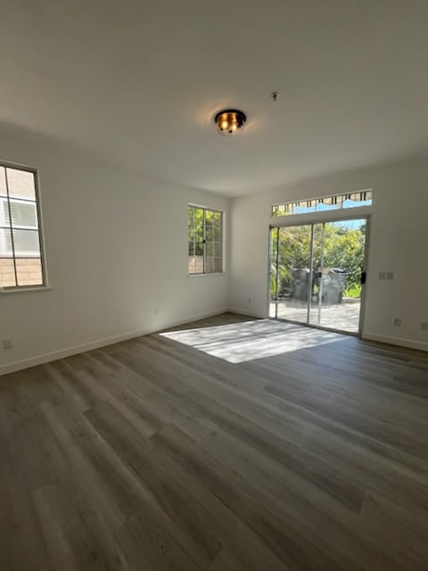 Building Photo - 2320 Diamond Head Way
