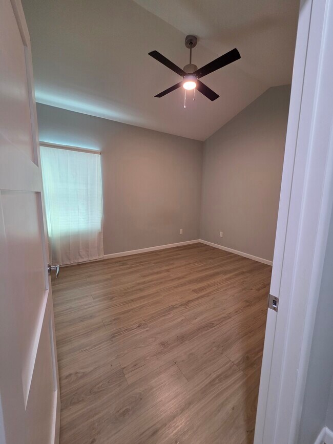 Building Photo - Pike Terrace