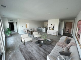 Building Photo - The W Lofts