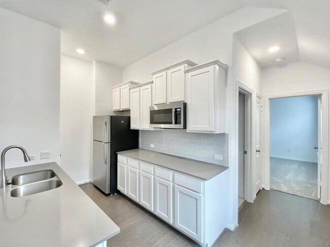 Building Photo - 1616 Cobblecrest Ln