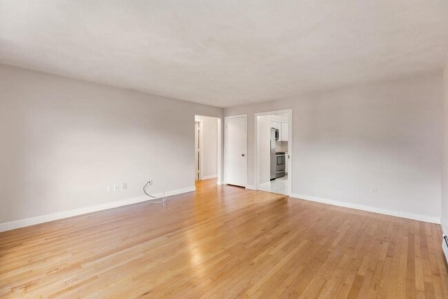 Building Photo - 138 Emerson Gardens Rd