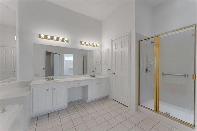 Building Photo - 5512 Charleston Dr