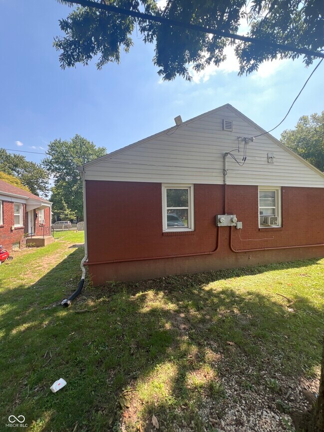 Building Photo - 614 N Moreland Ave