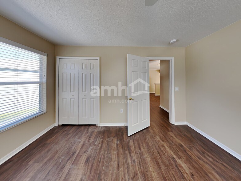 Building Photo - 7009 Cascades Ct