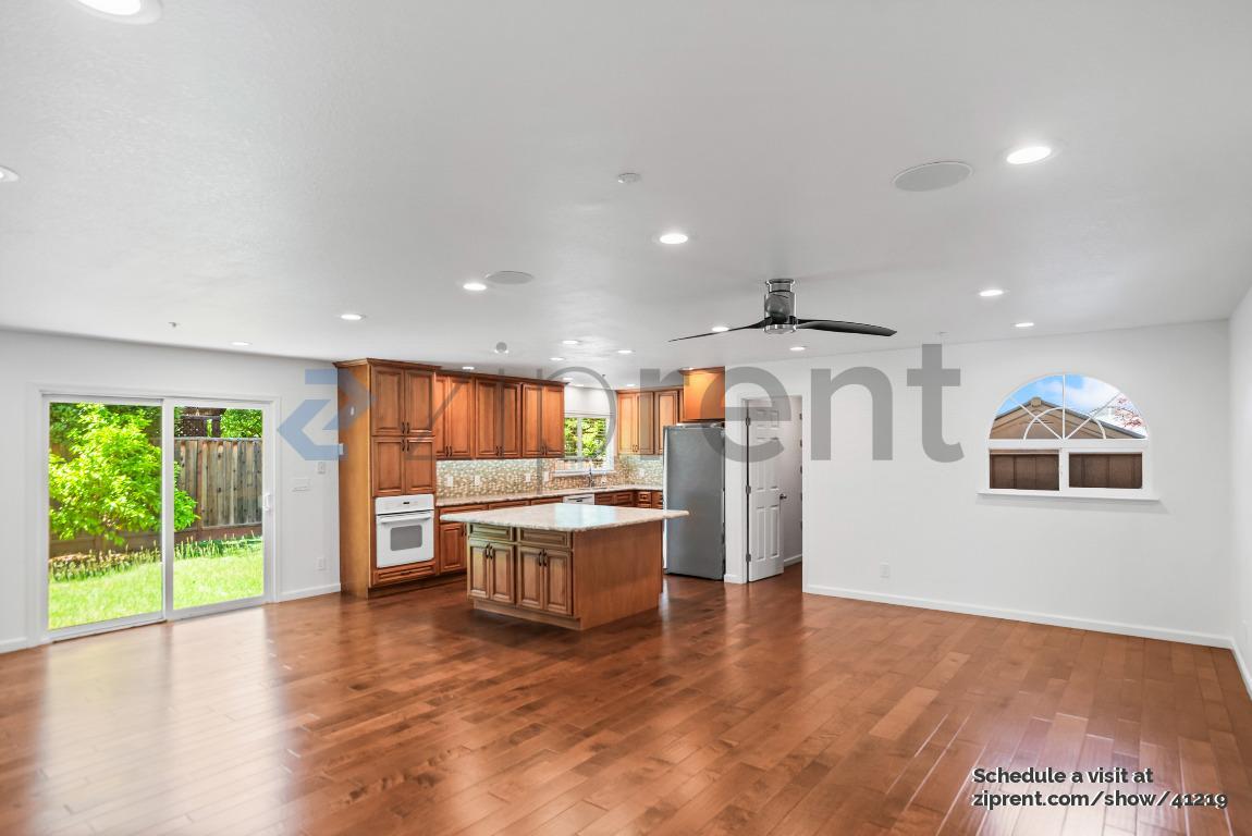 Building Photo - 625 San Gabriel Ave