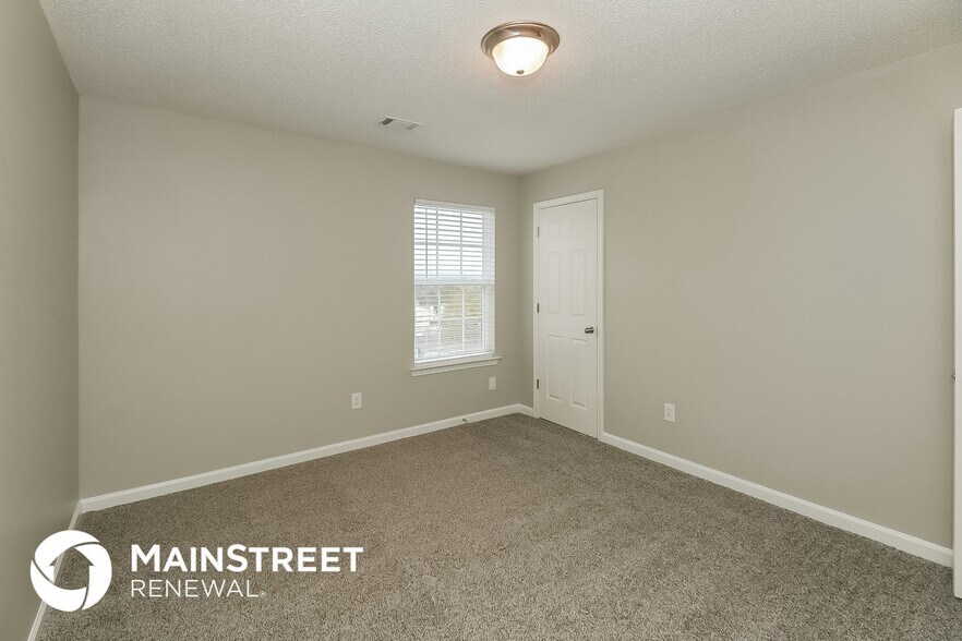 Building Photo - 7532 Congregation St