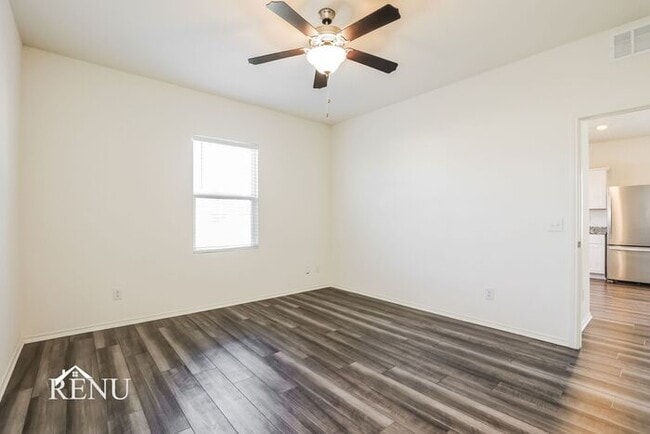 Building Photo - 5111 Firefly Hls