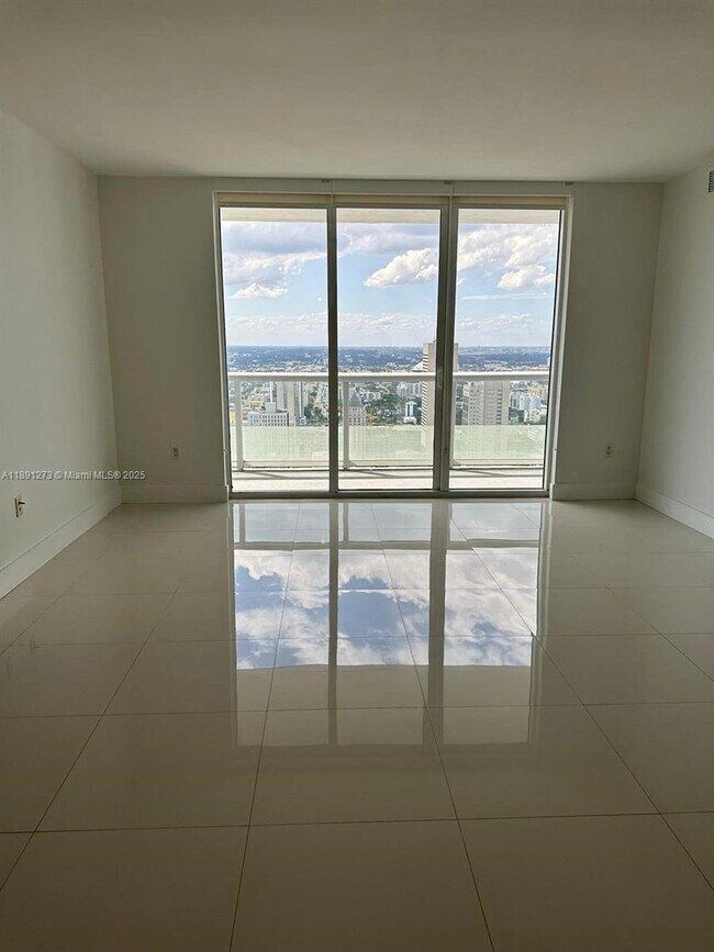 Building Photo - 50 Biscayne Blvd