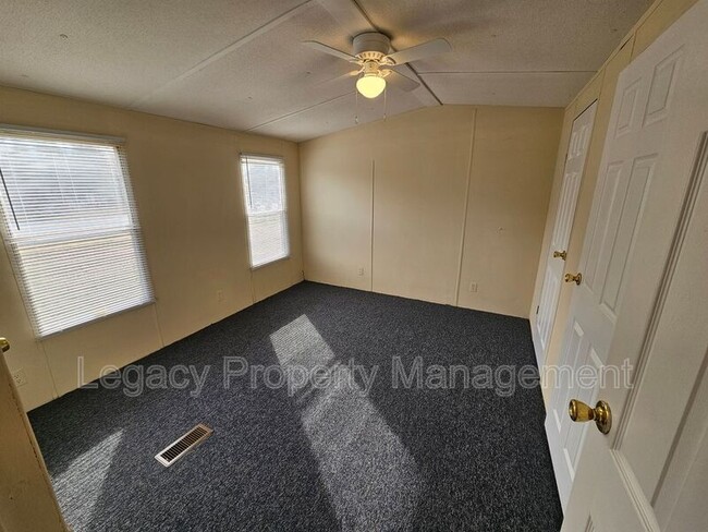 Building Photo - 5415 Swepsonville-Saxapahaw Rd