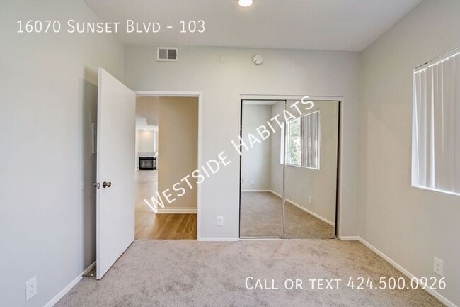 Building Photo - 16070 Sunset Blvd