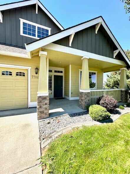Primary Photo - 7706 W 21st Ave