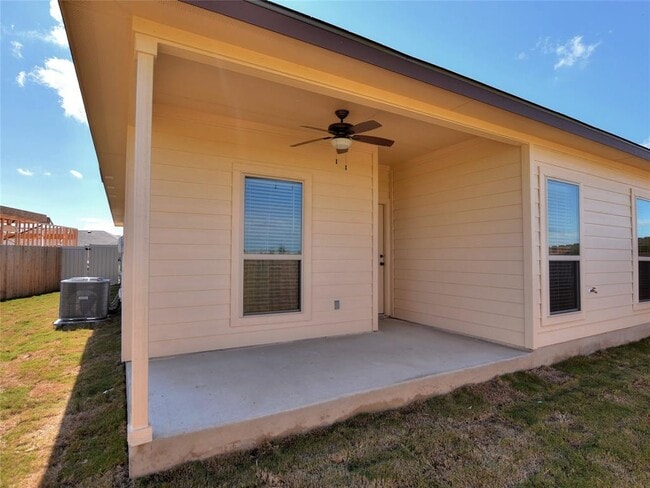 Building Photo - 517 Jack Rabbit Ln