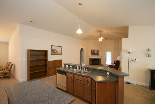 Building Photo - 235 Crab Orchard Dr
