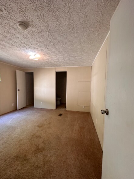 Building Photo - 1255 Liberty St