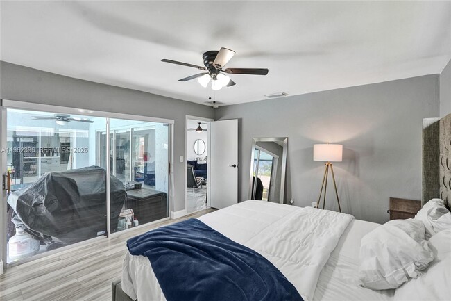 Building Photo - 9774 NW 19th Pl